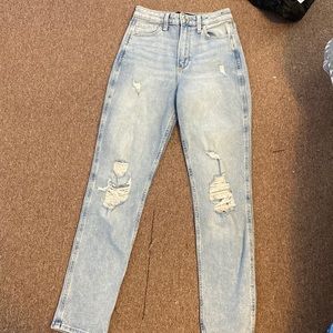 Hollister High rise Mom jeans